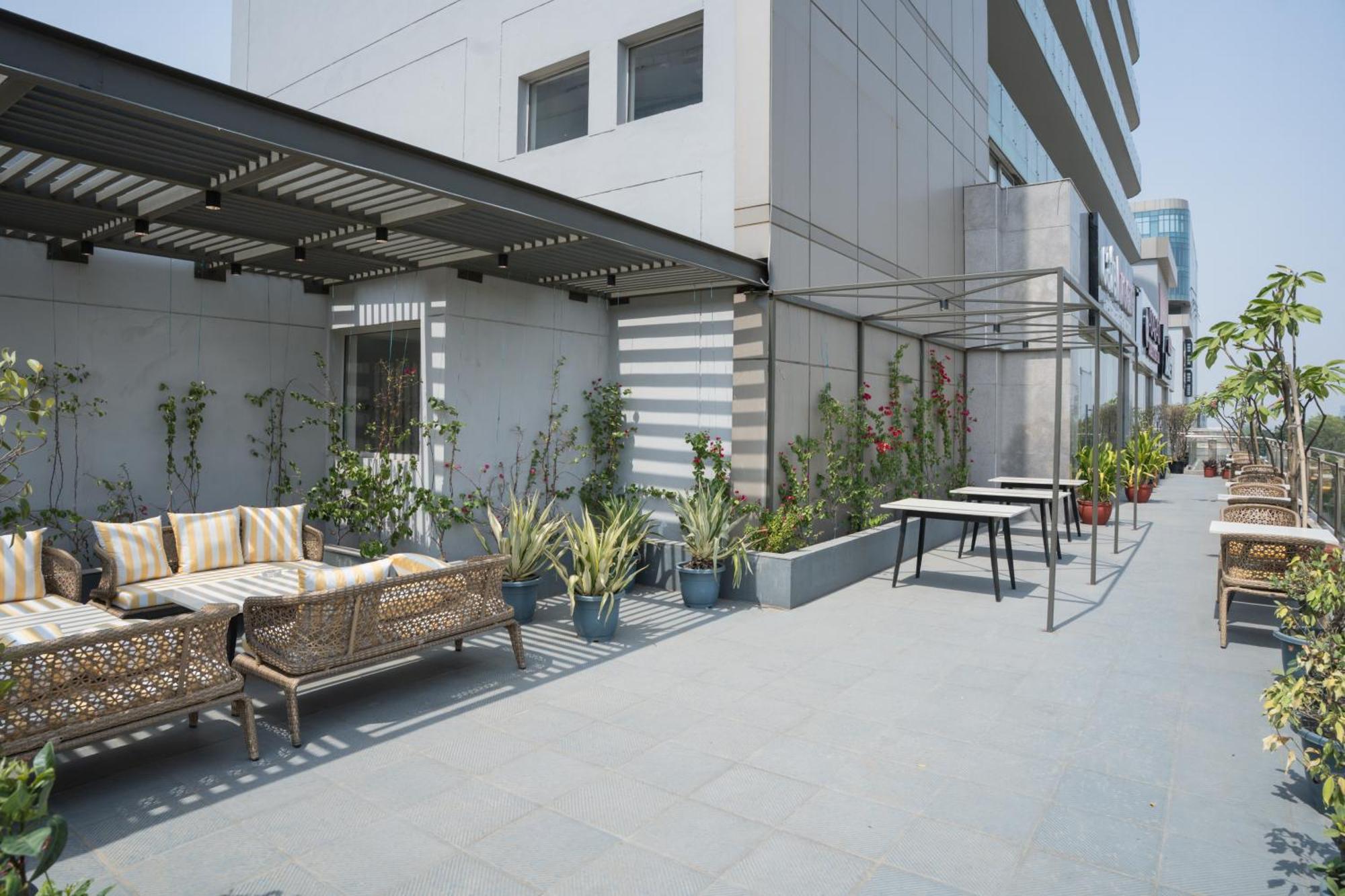 Ar Suites Klj Square 古尔冈 外观 照片