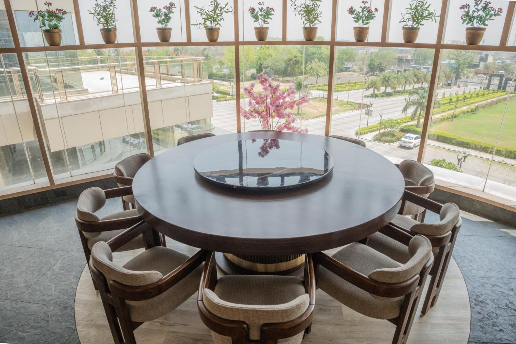Ar Suites Klj Square 古尔冈 外观 照片