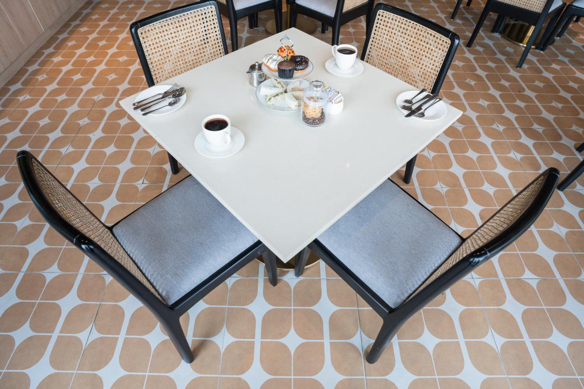 Ar Suites Klj Square 古尔冈 外观 照片